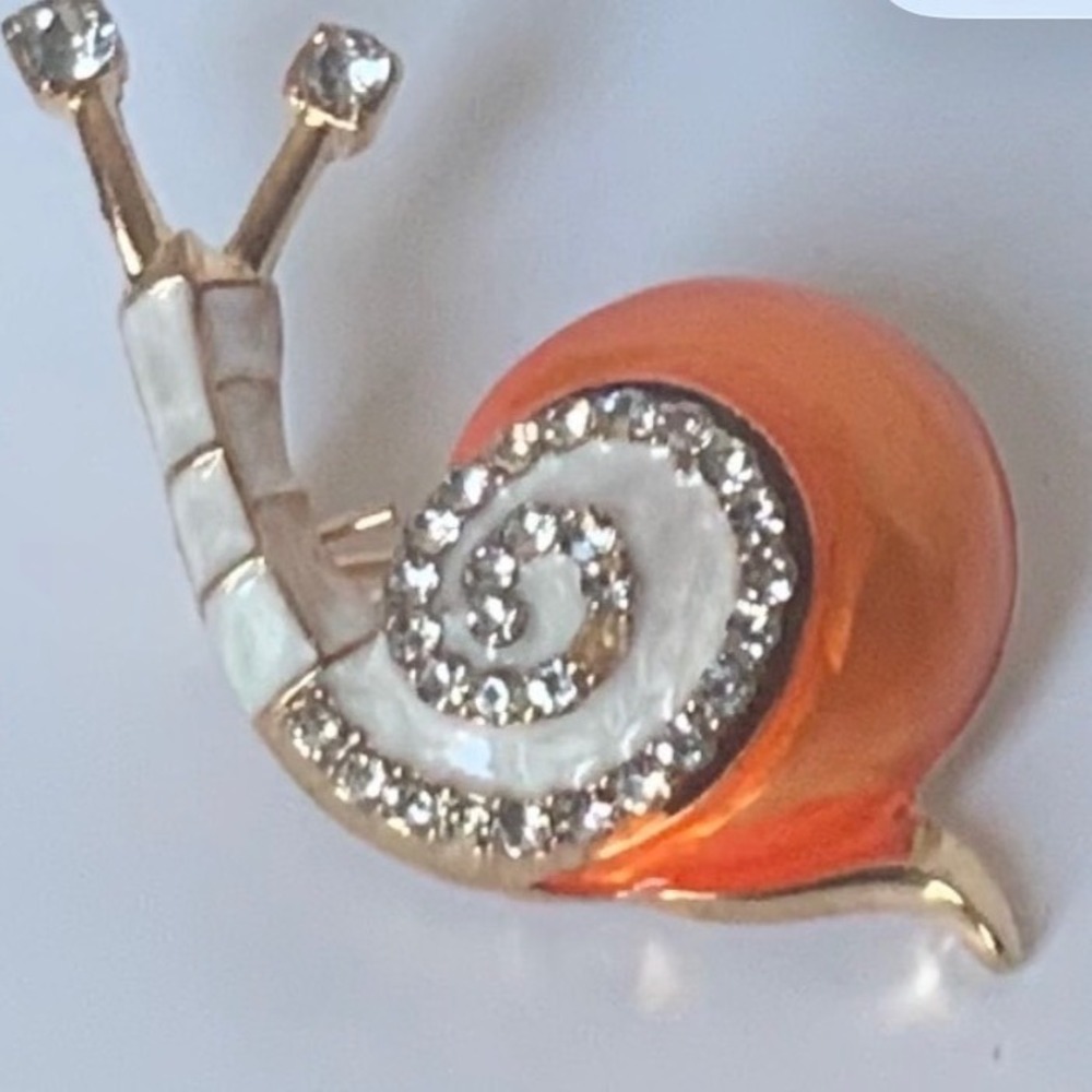 Vintage Style Enamel Snail Brooch Pin Orange White Rhinestone Gold Tone 1.5"